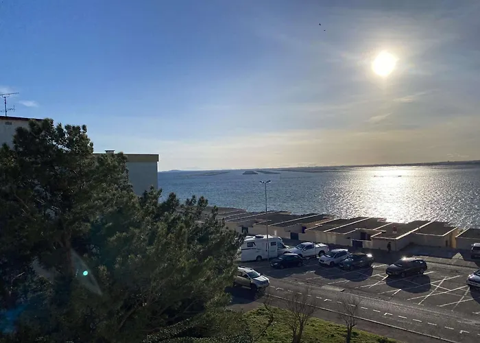 T2 Avec Loggia Et Wifi à - Fr-1-553-169 * Balaruc-les-Bains