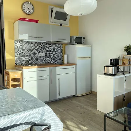 T2 Avec Loggia Et Wifi A - Fr-1-553-169 *