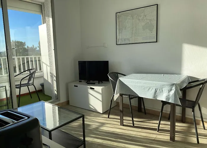 Apartment T2 Avec Loggia Et Wifi A - Fr-1-553-169 Balaruc-les-Bains